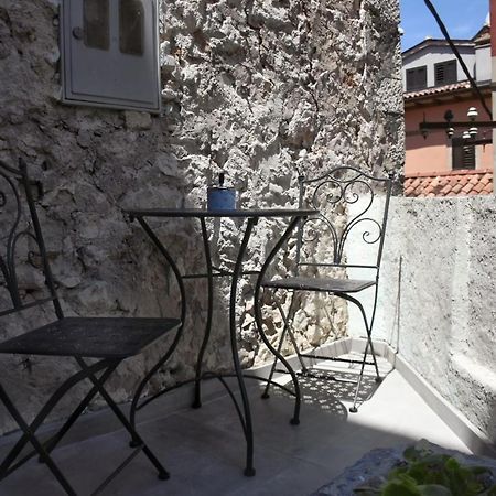 Modern Stairs Apartment Rovinj Exterior photo