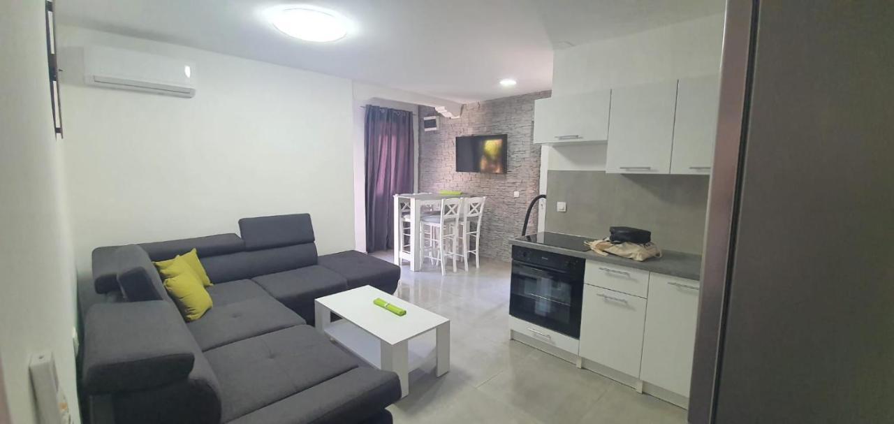 Modern Stairs Apartment Rovinj Exterior photo