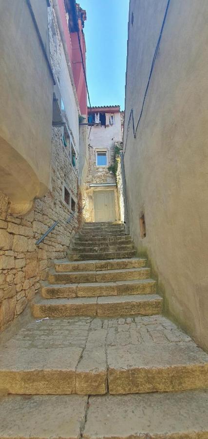 Modern Stairs Apartment Rovinj Exterior photo